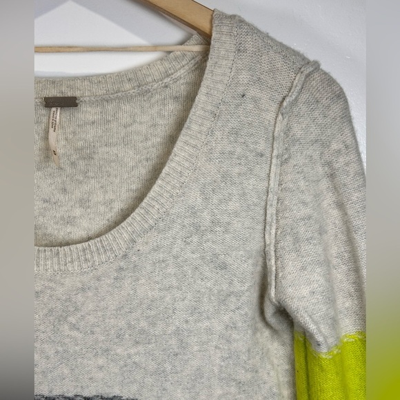 Free People FP Beach Merino Wool Color Block Scoopneck Sweater Size Medium - Picture 3 of 9
